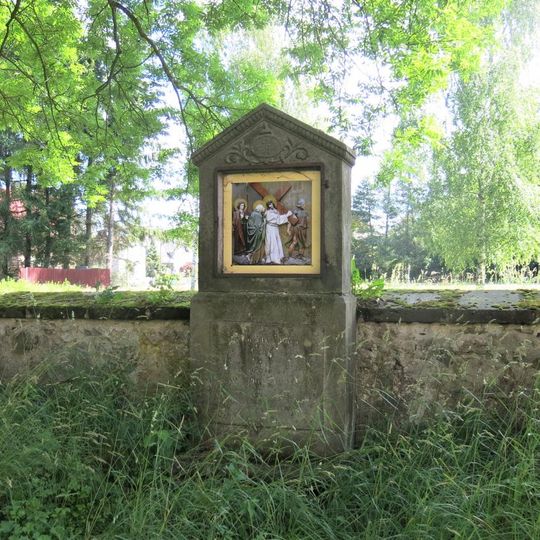Kaplička Křížové cesty-IV u kostela ve Starých Křečanech