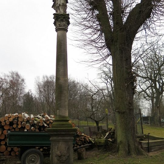 Sloup se sochou svatého Jana Nepomuckého