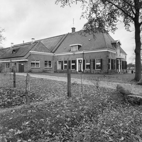 Boerderij van het "landherentype", woonhuis
