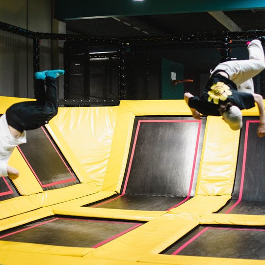 Trampoline Park Caen Normandy Jump