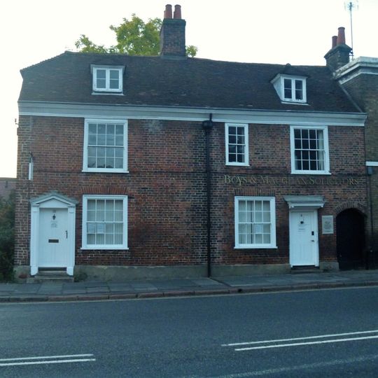 9 And 10, Broad Street