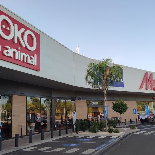 Parque Comercial Los Patios de Azahara