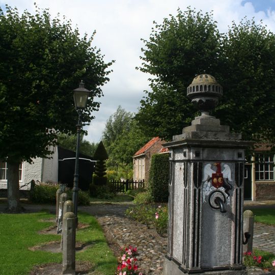 Water pump in Sint Anna ter Muiden