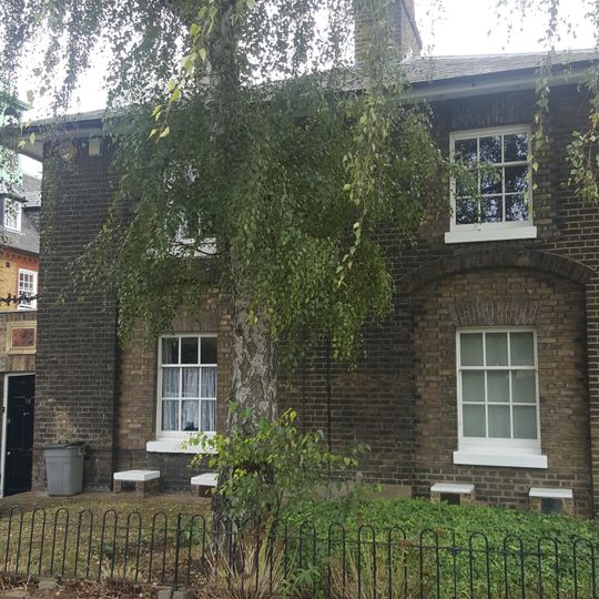 16 And 18, Garford Street E14