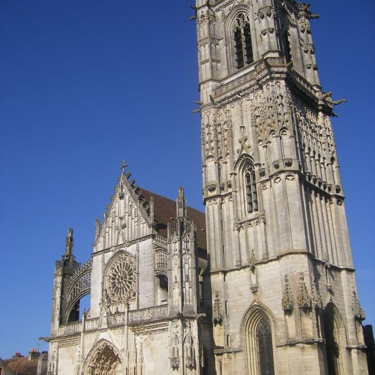 Collegiale Sint-Martinus van Clamecy