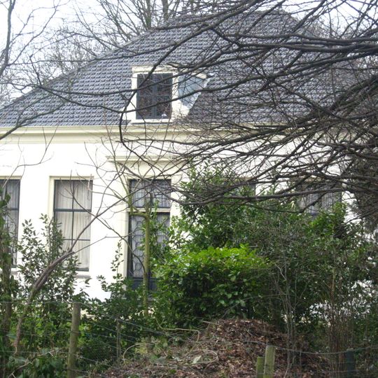 Boerderij en voormalig kasteel Adegeest