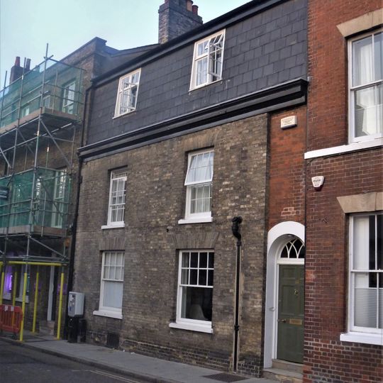 86, Guildhall Street