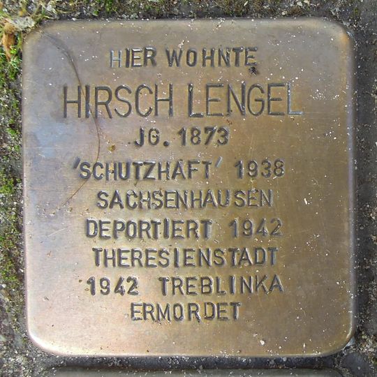 Stolperstein en memoria de Hirsch Lengel