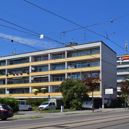 Wohnhausanlage Sandleitengasse 9–13