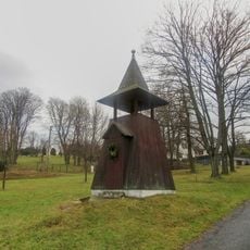 Zvonice v Pohořanech na návsi