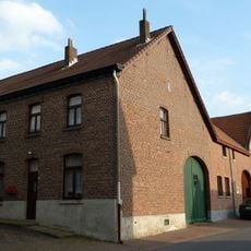 Duivenstraat 12, Mheer