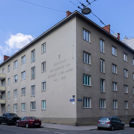 Wohnhausanlage Graffgasse 12