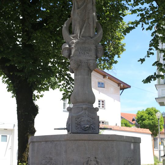 Marktbrunnen, Kriegerdenkmal