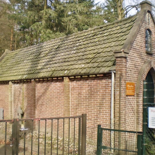 Knekelhuis Onze Lieve Vrouwekerkhof