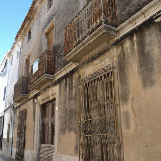 Edifici al carrer Colom, 11