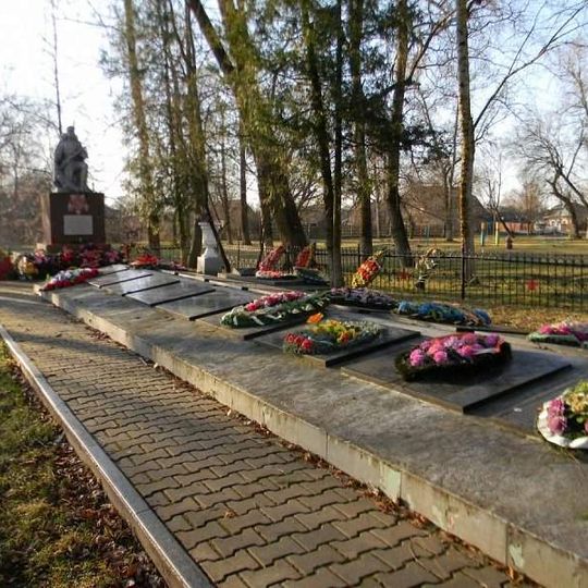 Брацкая магіла