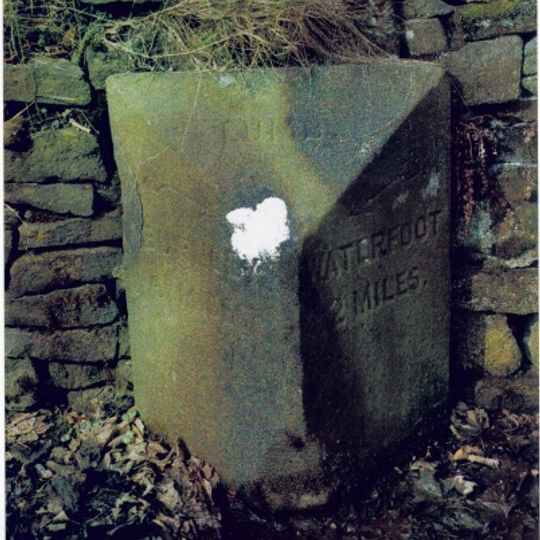 Milestone, Lumb, Burnley Road East