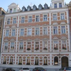 Mietshaus in geschlossener Bebauung Zöllnerplatz 22