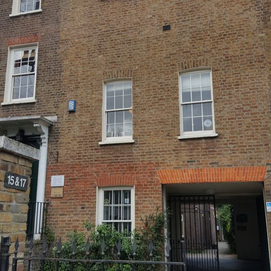 15, Old Ford Road E2