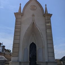 Chapelle du cimetière de Lay