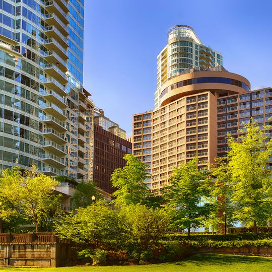 Pinnacle Hotel Harbourfront