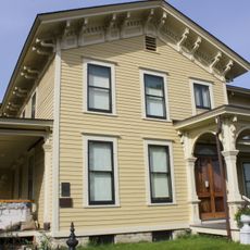 Gideon C. Hixon House