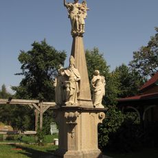 Schutzengelobelisk in Rosenau Schloss