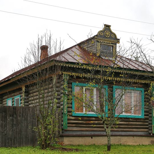 Памятное место, где стоял дом, в котором родился с 1915 по 1925 гг. и жил герой Советского Союза А.В. Лопатин )