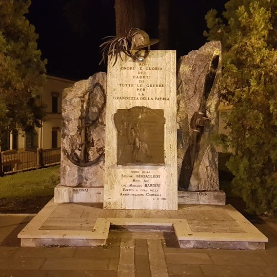 Monumento ai caduti a Sinalunga