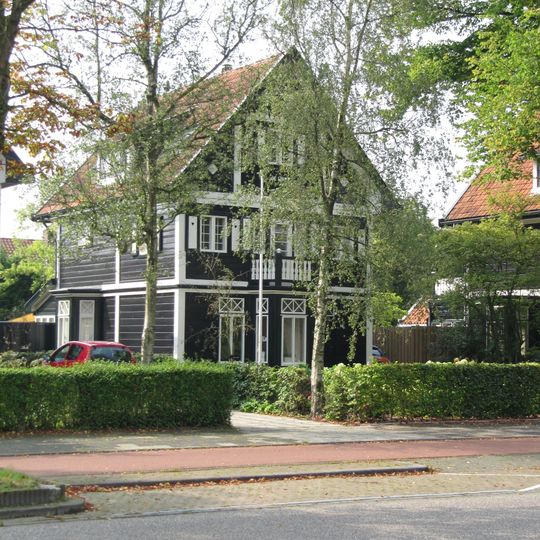 Villa in houtskeletbouw in Chaletstijl