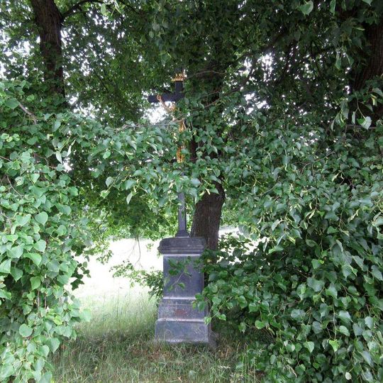 Kříž východně od Hutí pod Třemšínem