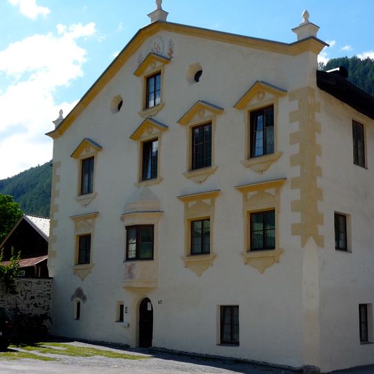 Sterzingerhaus, Ried im Oberinntal