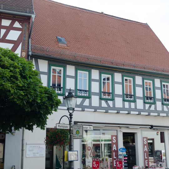 Aschaffenburger Straße 2