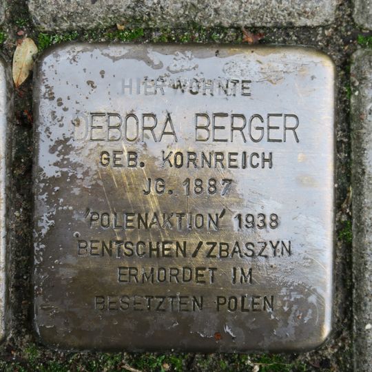 Stolperstein en memoria de Debora Berger