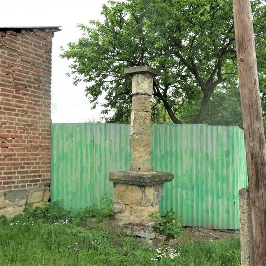 Kříž u domu 21 v Bukovně