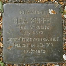 Stolperstein en memoria de Olga Koppel