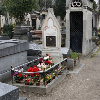 Grave of Delanne