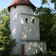 Wieża (pozostałość dworu)