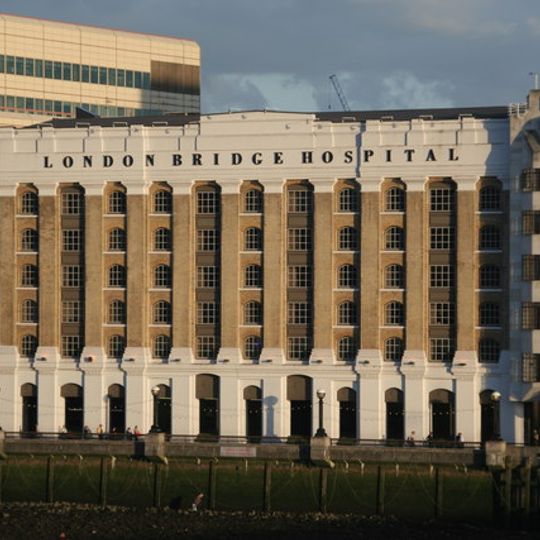 London Bridge Hospital, The Riverside Block Behind Tooley Street