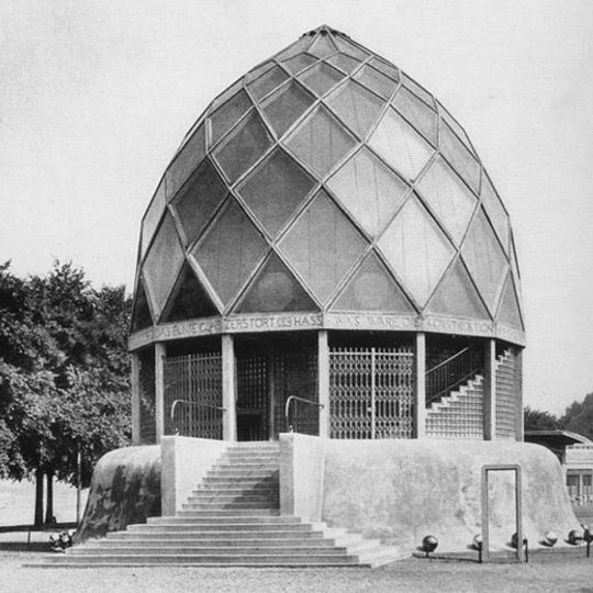 Glass Pavilion