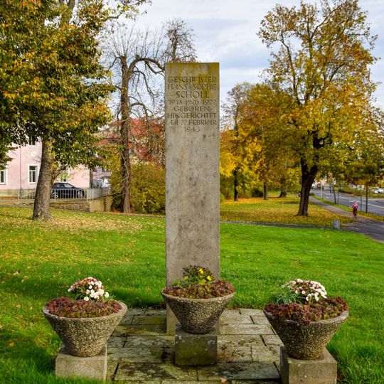 Denkmal für die Geschwister Scholl Meißner Straße -