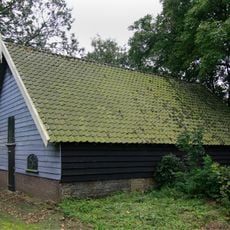 Vrijstaande varkensstal op een rechthoekige plattegrond