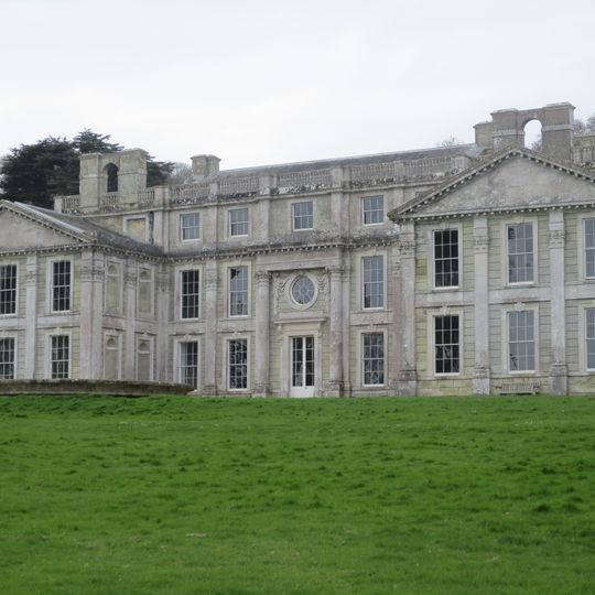 Appuldurcombe House and Freemantle Lodge Gateway
