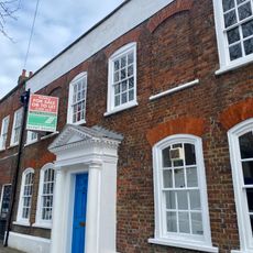 32, St Peter's Street