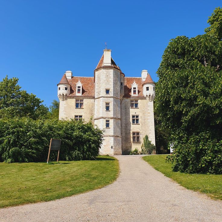 Manoir de Courboyer
