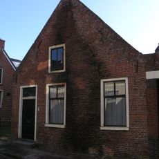 Hoogstraat 9, Eenrum