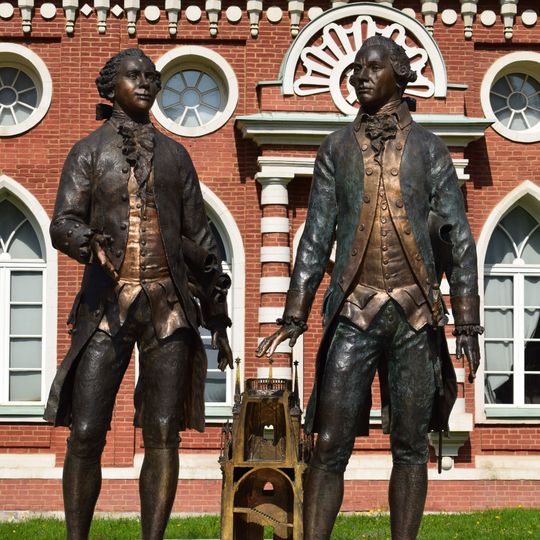 Monument to Vasili Bazhenov and Matvey Kazakov