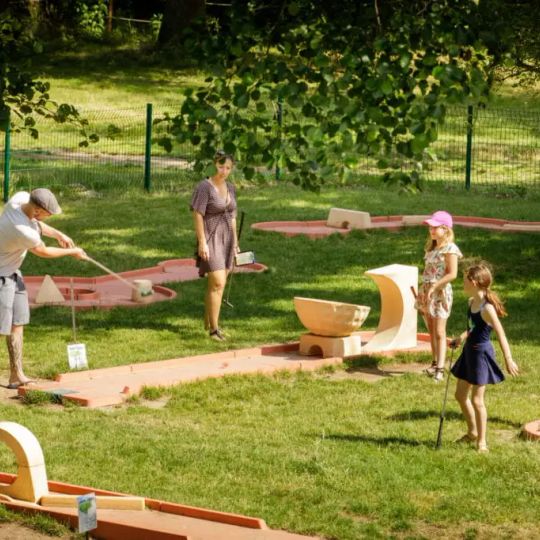 Miniature golf course