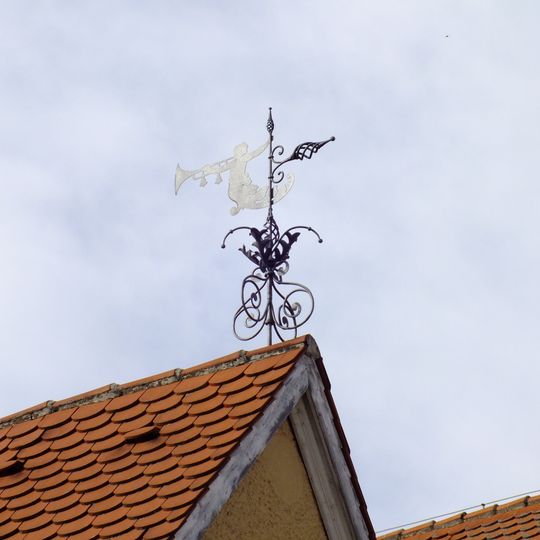 Wetterfahne mit posaunendem Engel