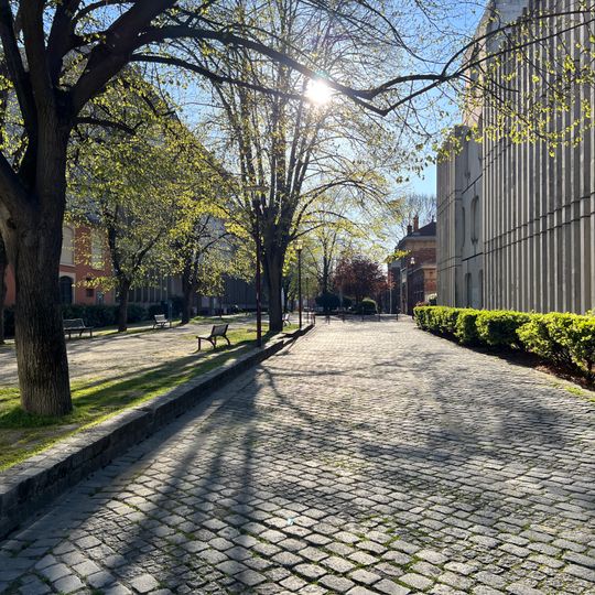 Square du 8-Mai-1945